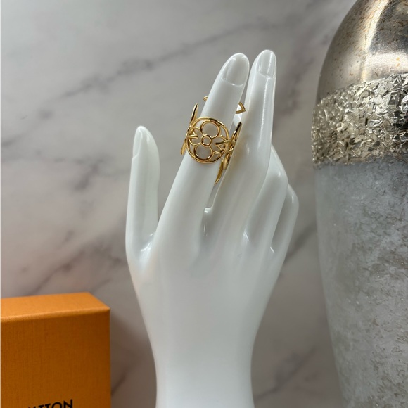 ❌SOLD❌🔥RARE!!! Louis Vuitton•Twiggy Ring Sz Small 6.5 - Picture 3 of 4